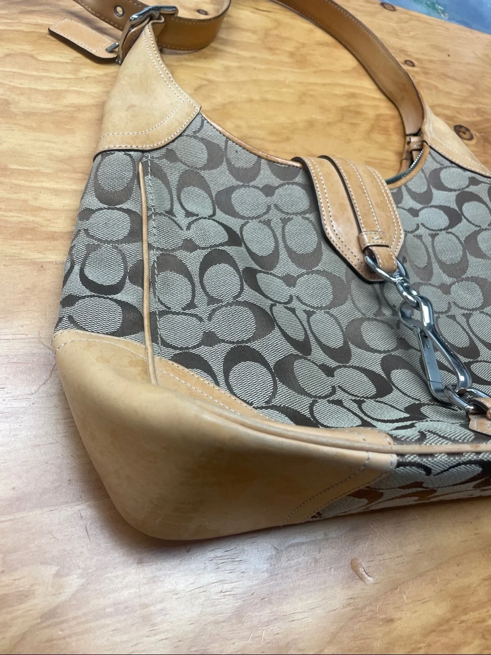 Coach hobo flap clio bag 8k03